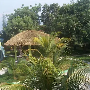 Hotel La Cayenna Et Restaurant ***